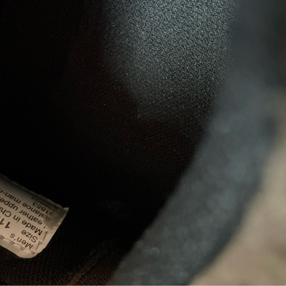 Duluth Trading Mens Sz 11.5M Wild Boar Leather Mocs Dark Brown Slip On Shoes - Picture 3 of 9